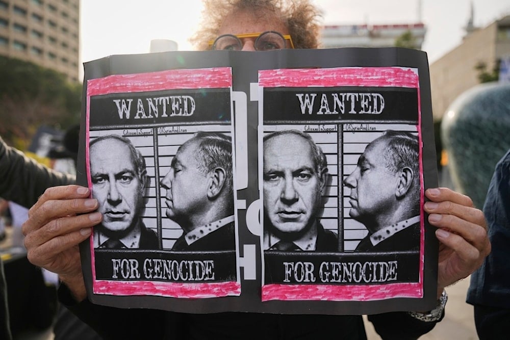 Demonstrators protest against Prime Minster Benjamin Netanyahu outside the court in Tel Aviv Tuesday Dec. 10, 2024. (AP)