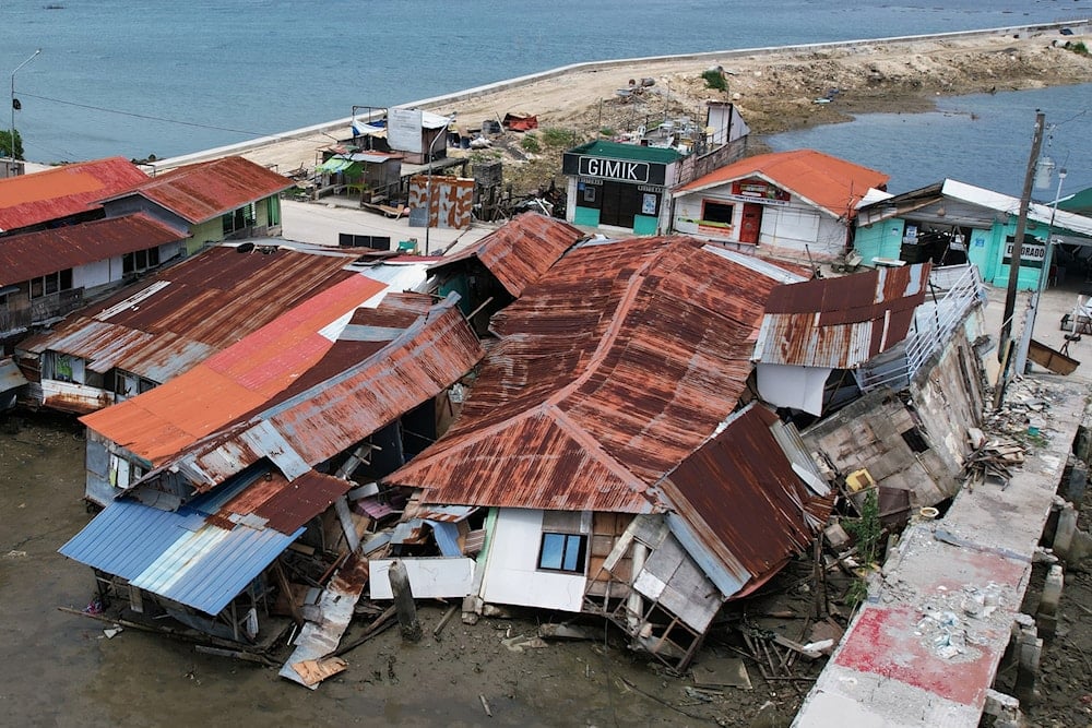 Philippines begins clean-up after powerful twin quakes Manay