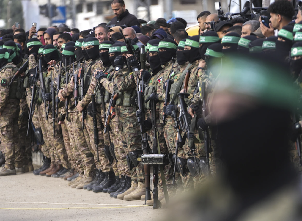 Gaza prisoner exchange begins today, Netanyahu faces growing pressure