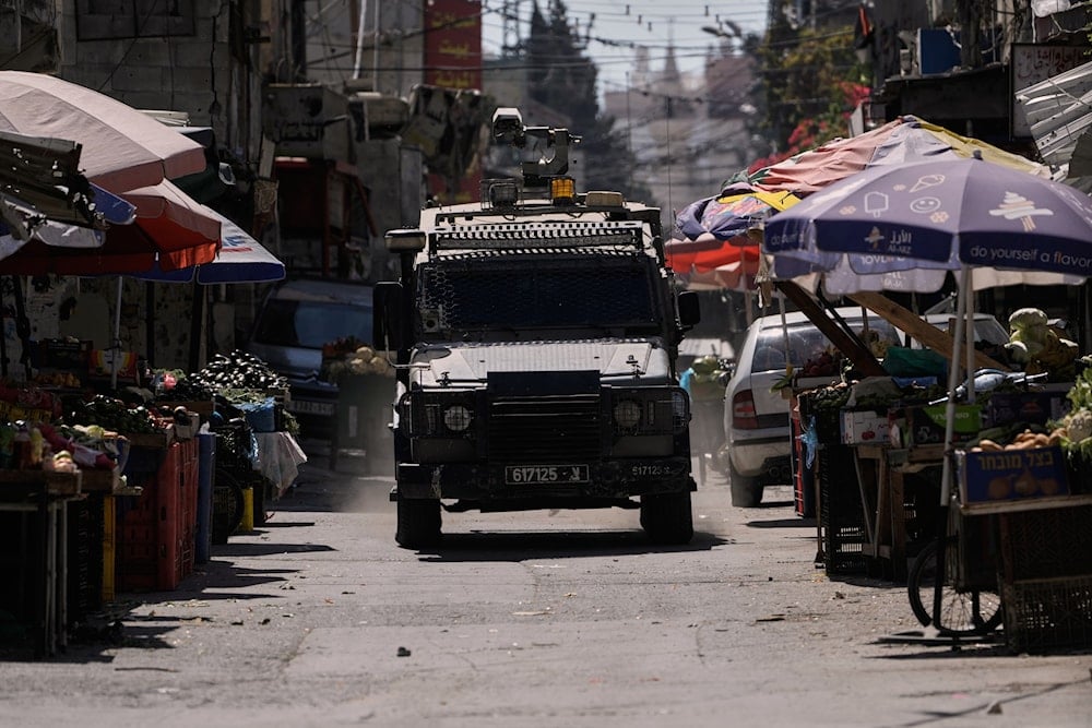 Palestinian Resistance detonates Israeli vehicle in the West Bank