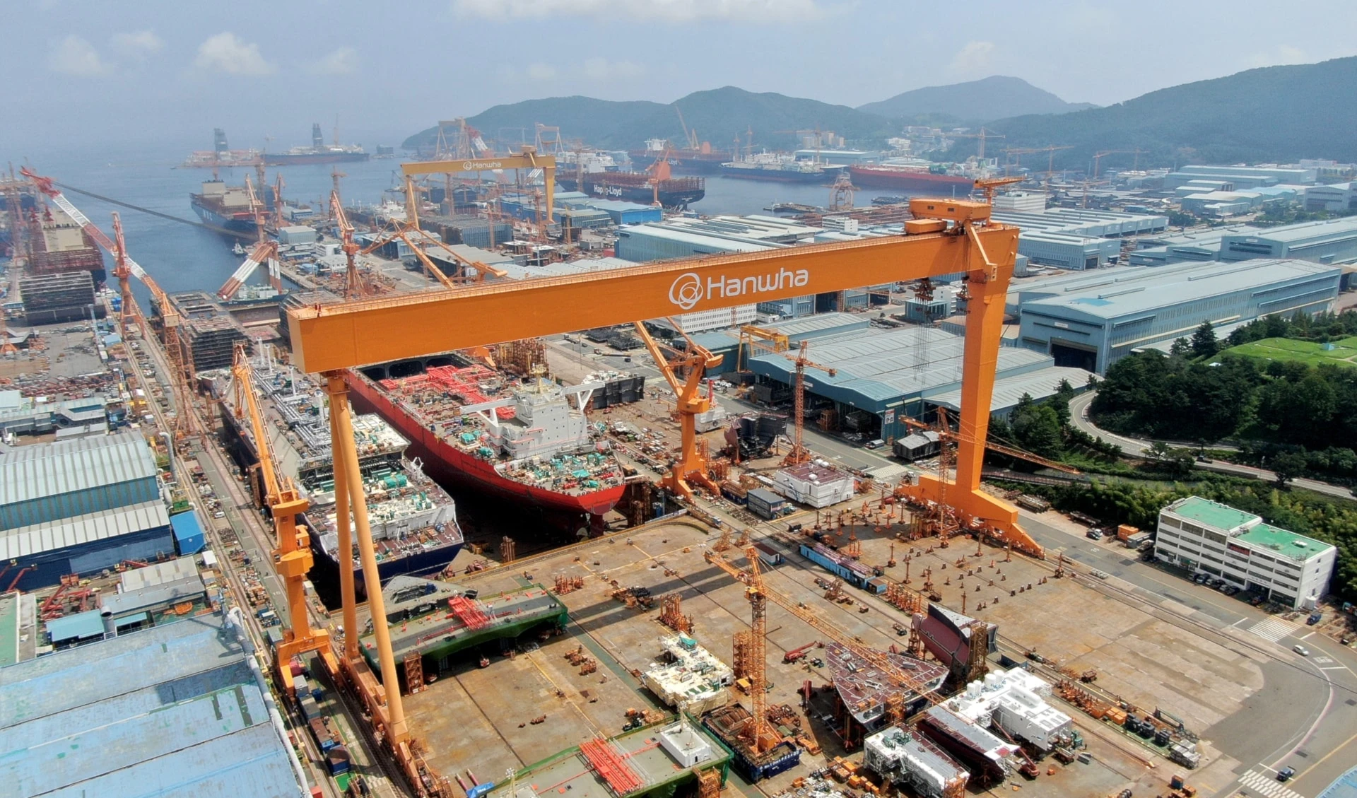 Undated photo of Hanwha Ocean’s Goeje Shipyard in South Korea (Hanwha Ocean) Undated photo of Hanwha Ocean’s Goeje Shipyard in South Korea (Hanwha Ocean)