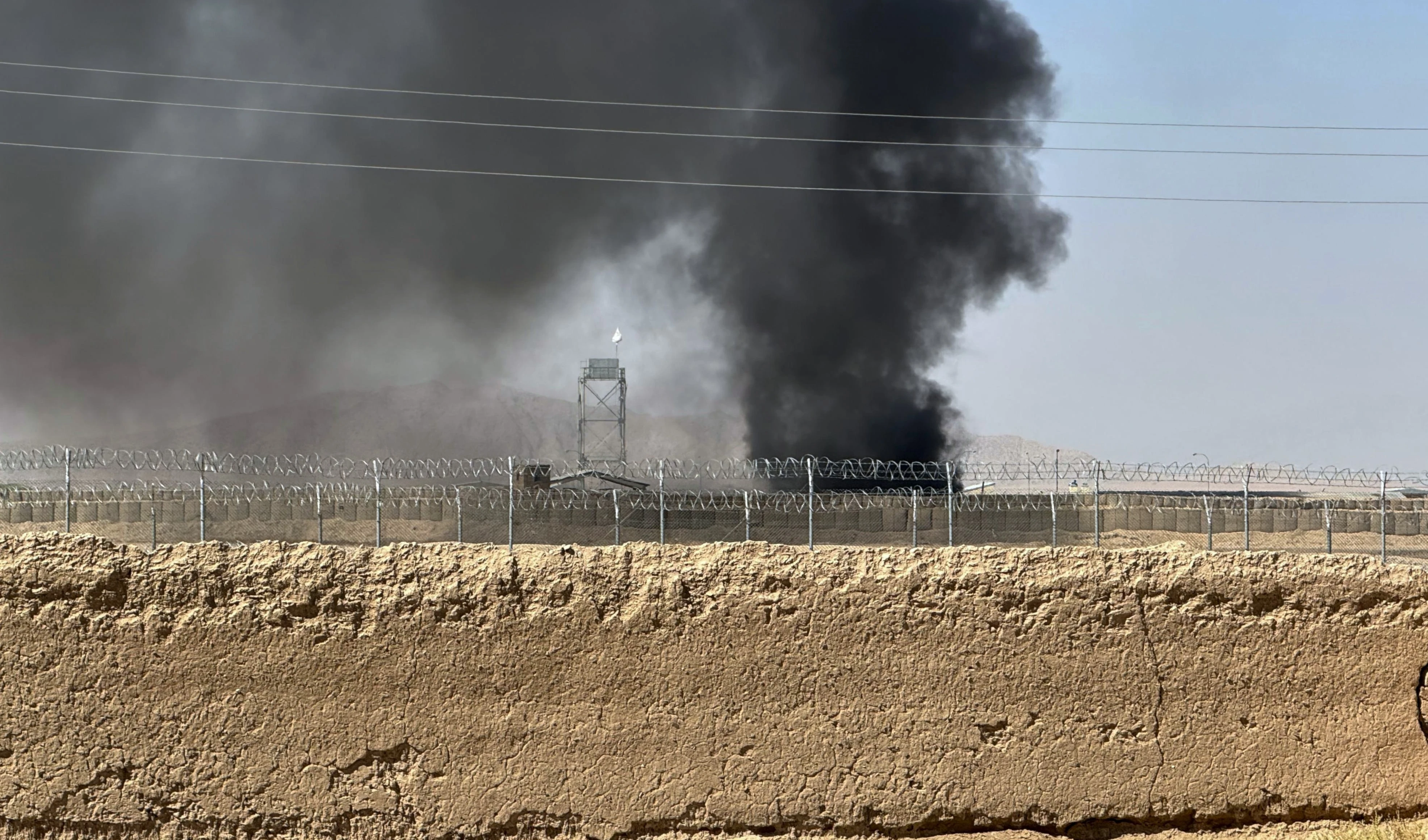 Afghanistan-Pakistan truce talks collapse after deadly border clashes Afghanistan-Pakistan truce talks collapse after deadly border clashes