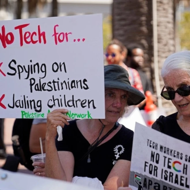 The secret cloud deal: Google and Amazon “winking” pact with 'Israel' The secret cloud deal: Google and Amazon “winking” pact with 'Israel'