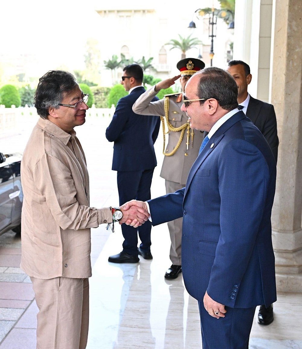 Egyptian President Abdel Fattah el-Sisi receives Colombian President Gustavo Petro in Cairo, Egypt, October 31, 2025 (Egyptian Presidency)