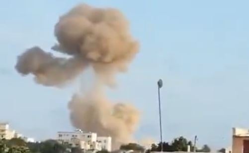 Somali Army recaptures key town, huge blast rocks central Mogadishu
