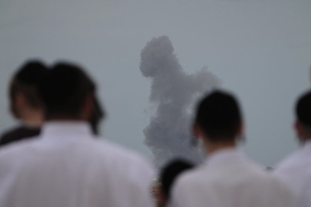 Ceasefire in Gaza takes effect amid conflicting signals and bombings