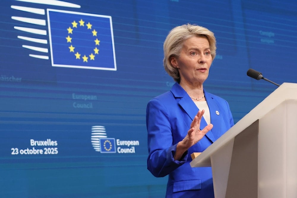 European Commission President Ursula von der Leyen addresses a media conference at the conclusion of an EU Summit in Brussels, Thursday, Oct. 23, 2025. (AP Photo/Francois Walschaerts)