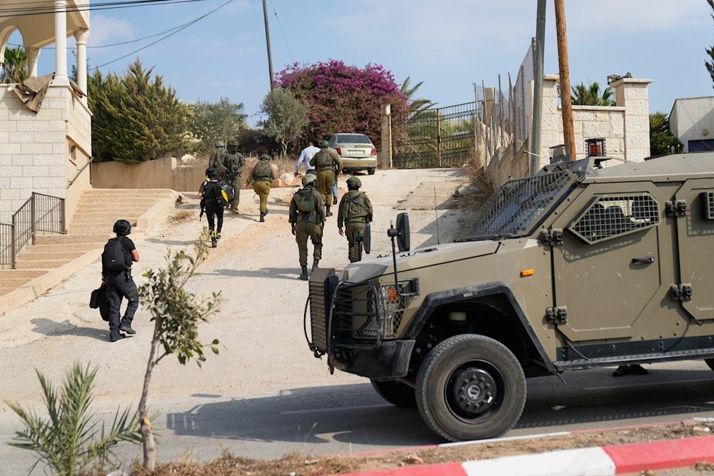 Israeli occupation raids sweep West Bank, arresting 15 Palestinians