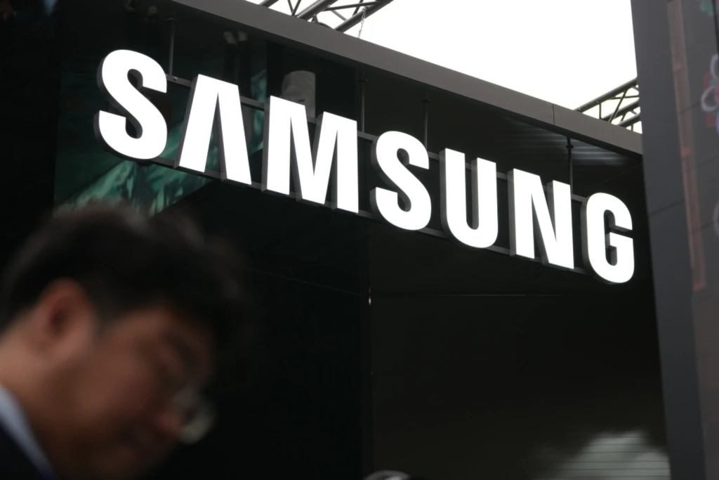 A logo of Samsung Electronics is seen at an exhibition hall for the Asia-Pacific Economic Cooperation (APEC) in Gyeongju, South Korea, Thursday, October 30, 2025. (AP Photo/Lee Jin-man)