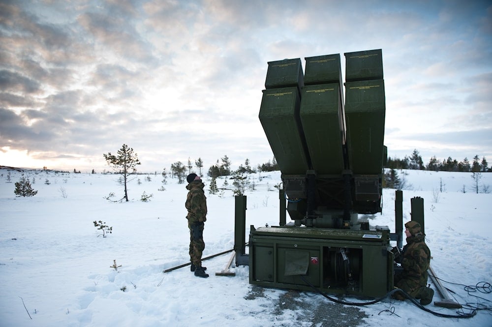 Norwegian troops work on a NASAMS missile system launcher, Oslo, Norway, 22 April 2010 (Ovelse Seapie via wikimedia commons)