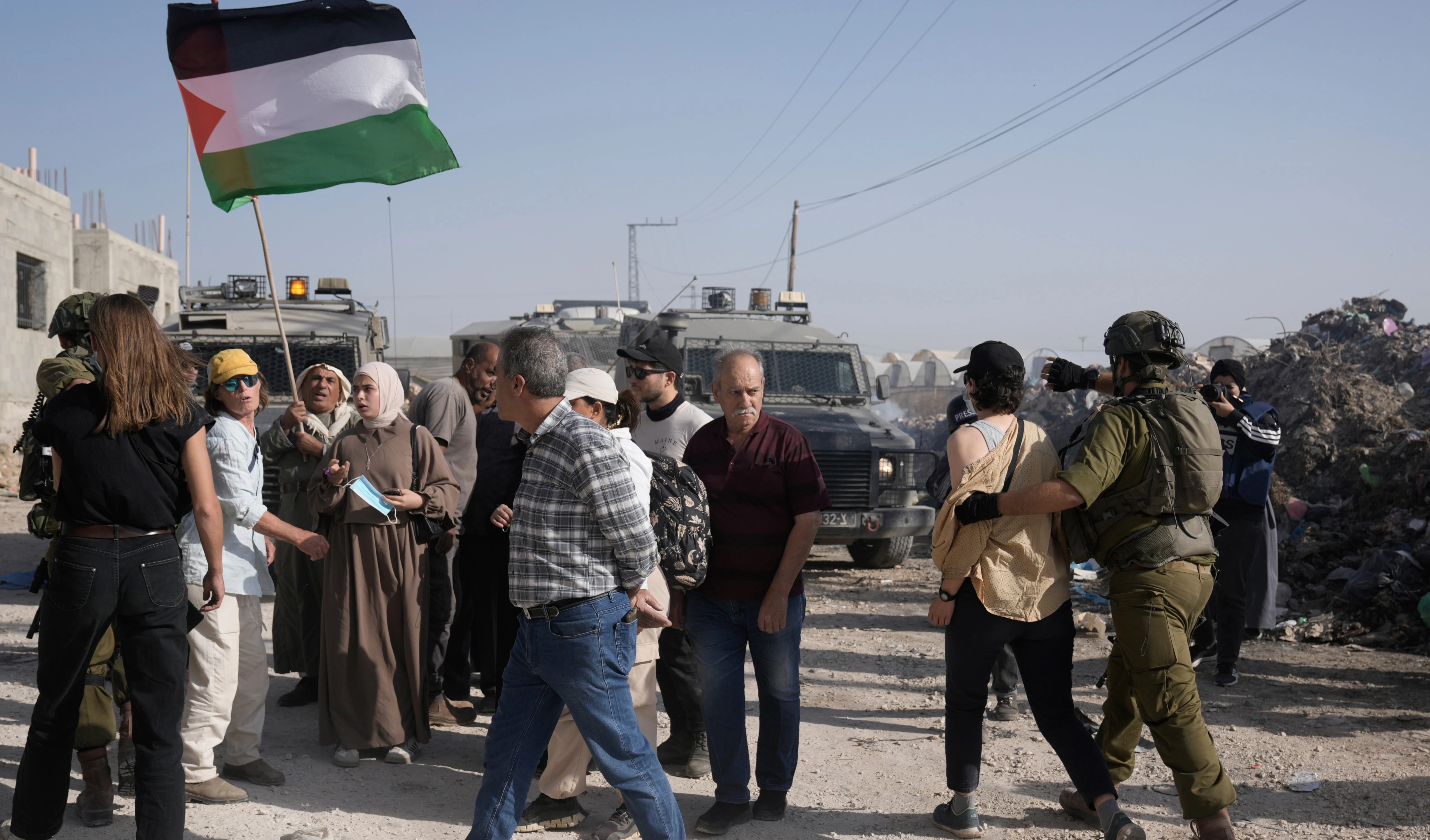 West Bank sees massive IOF raids, 19+ Palestinians arrested