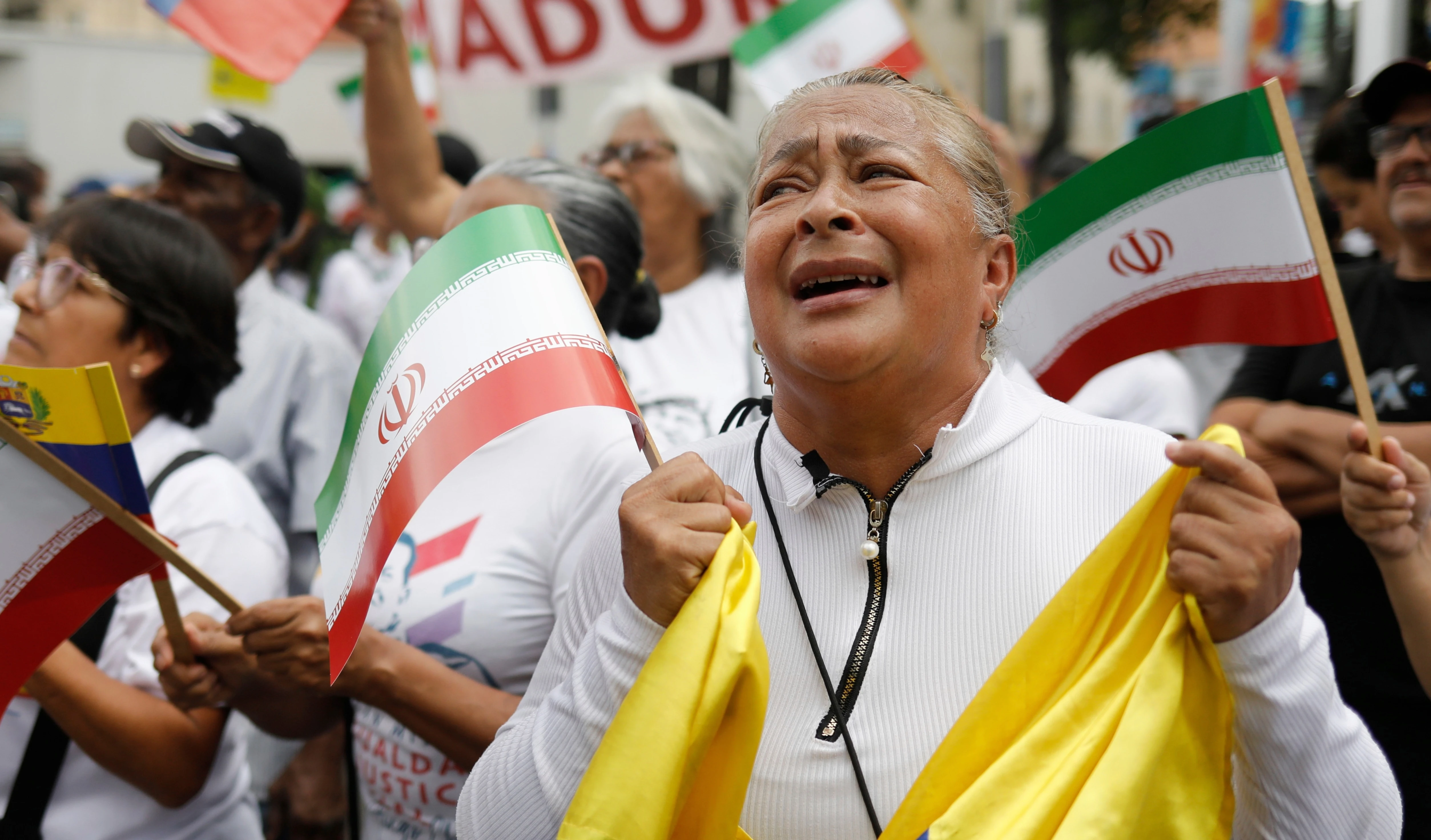 Iran, Venezuela vow stronger ties, condemn US pressure tactics