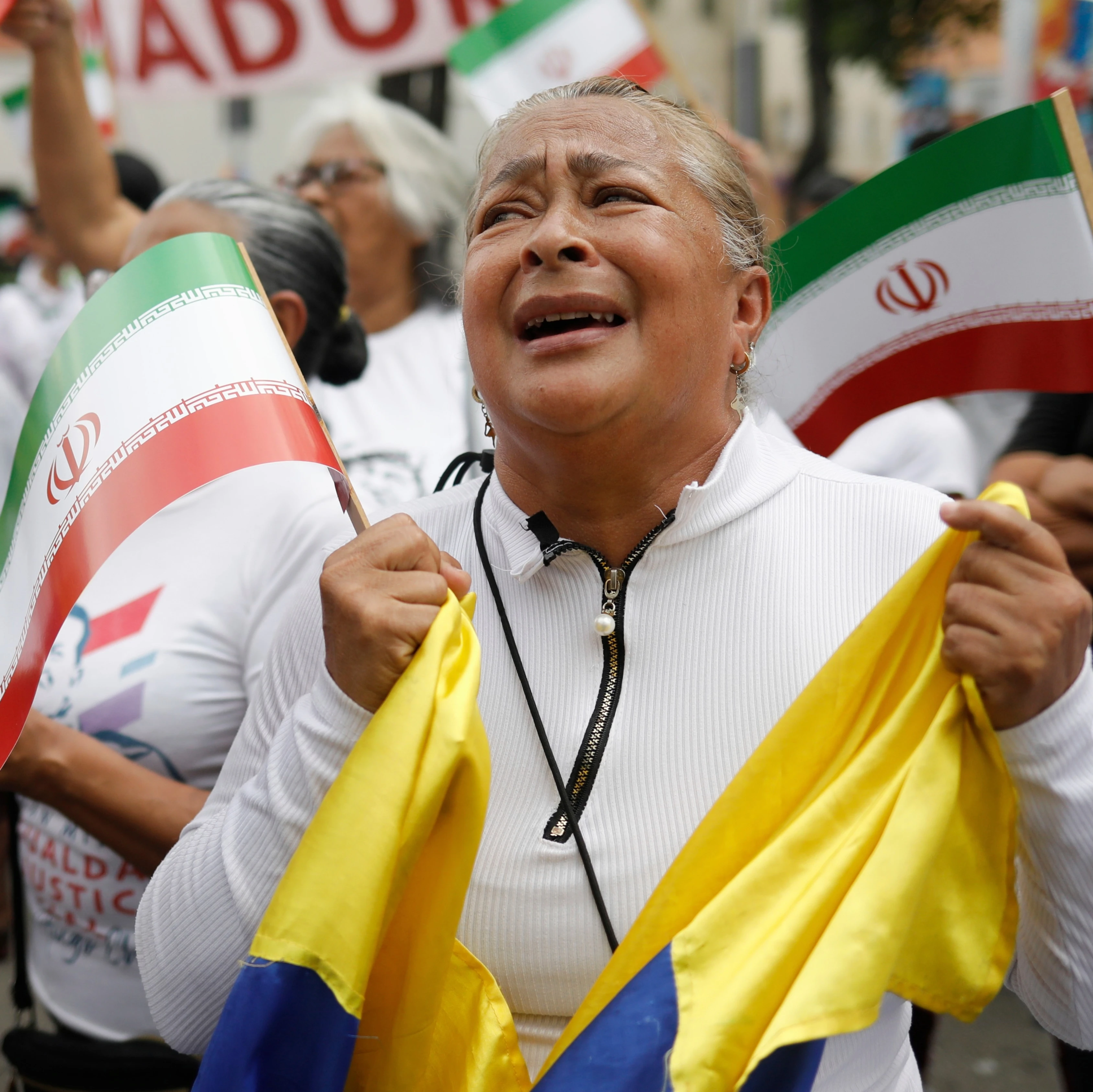 Iran, Venezuela vow stronger ties, condemn US pressure tactics