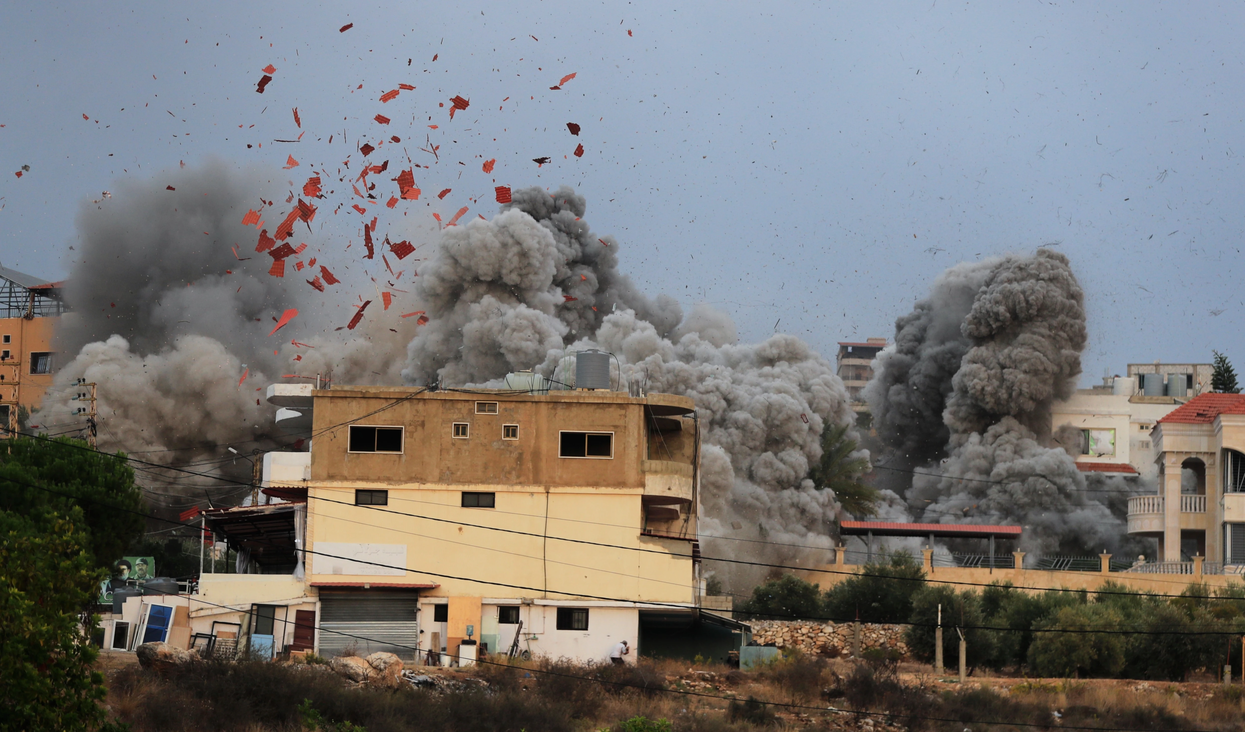 Smoke rises following an Israeli airstrike in the village of Teir Debba, southern Lebanon, Thursday, Nov. 6, 2025 (AP)