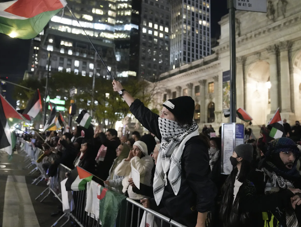 NYPD arrests Pro-Palestinian protesters at Manhattan ZARA store