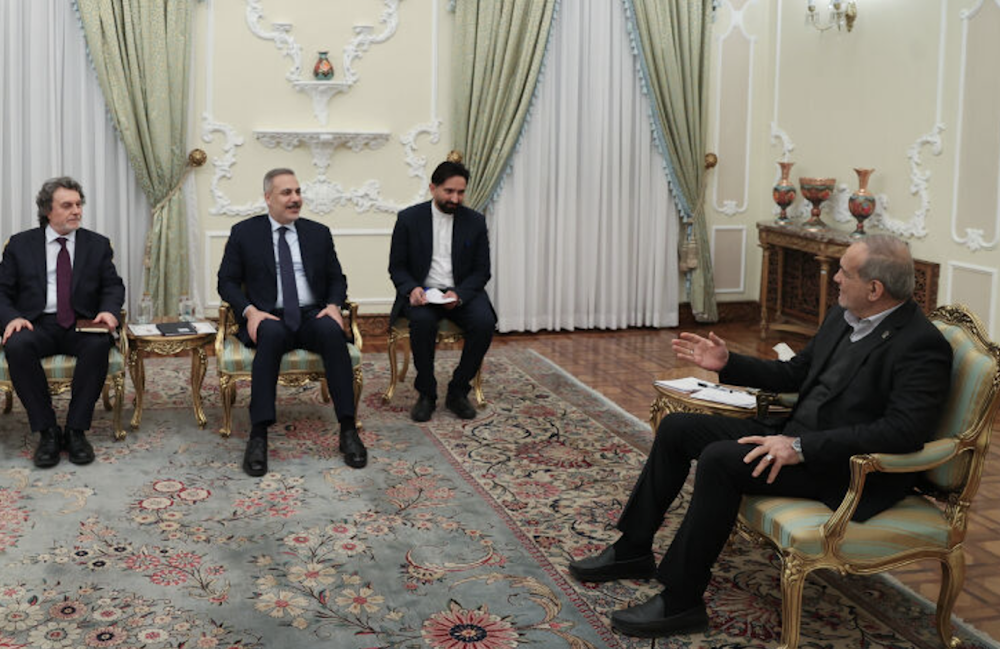 Pezeshkian, Fidan stress Islamic unity and reject foreign interference