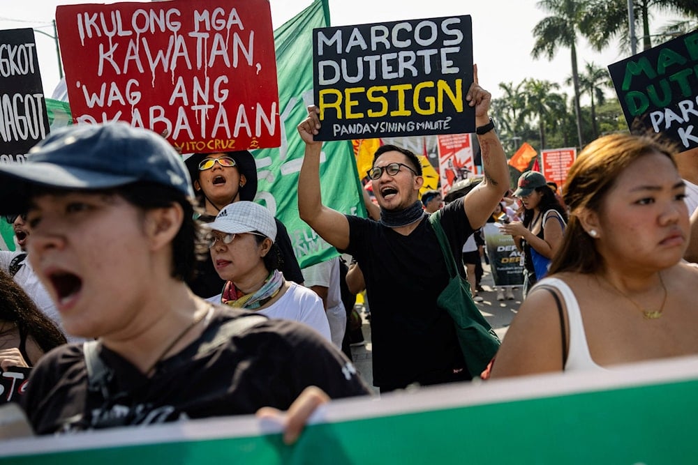 Thousands protest in Philippines against flood control fraud
