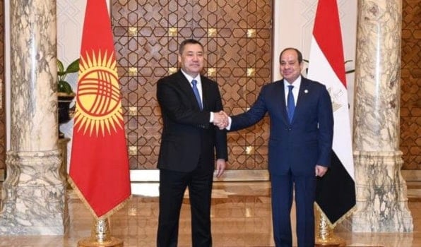 Egyptian President Abdel Fattah el-Sisi and Kyrgyz President Sadyr Japarov at al-Ittihadiya Palace in Cairo (Social Media)