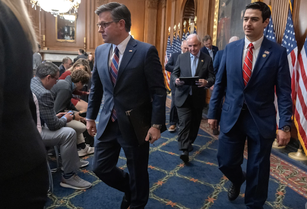 Senate rejects limiting Trump's ability to attack Venezuela