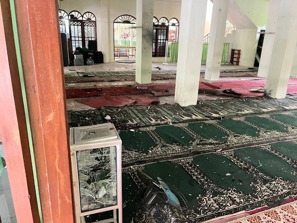 An explosion occurred during Friday prayers at the mosque inside SMAN 72 in Jakarta. (X, @SputnikIndo)