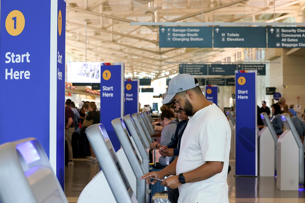 US airlines cancel flights as FAA slashes traffic amid shutdown