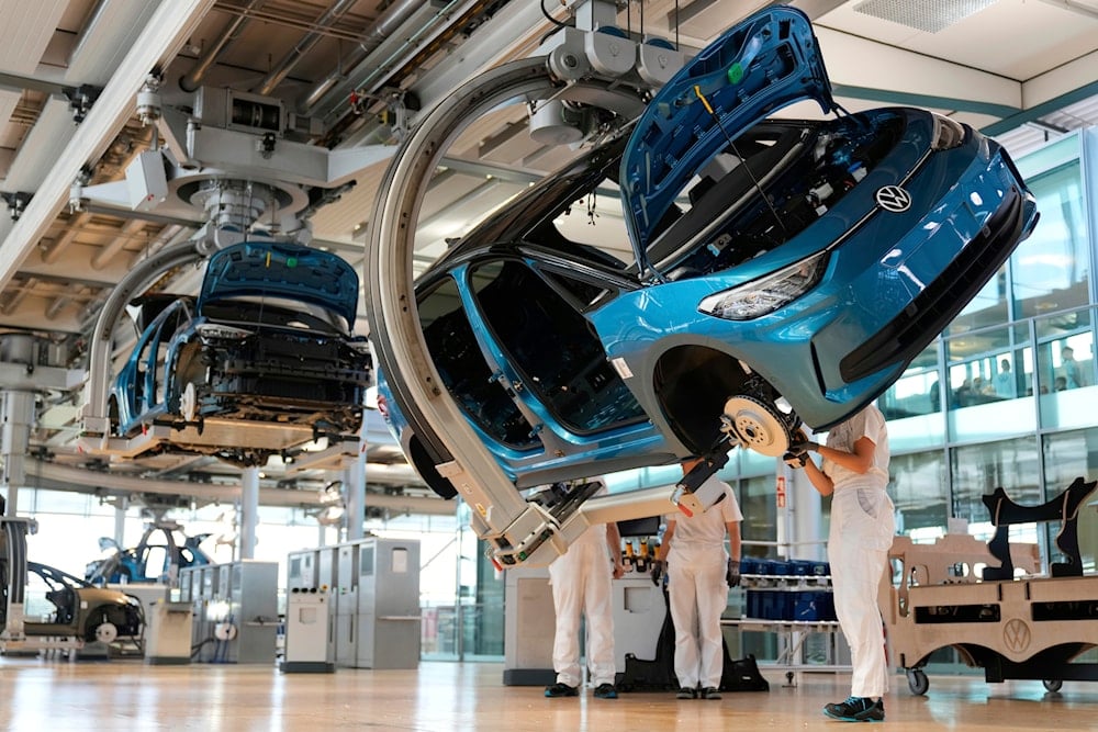 VW and German Aumovio receive Nexperia chips after China eases its export ban.