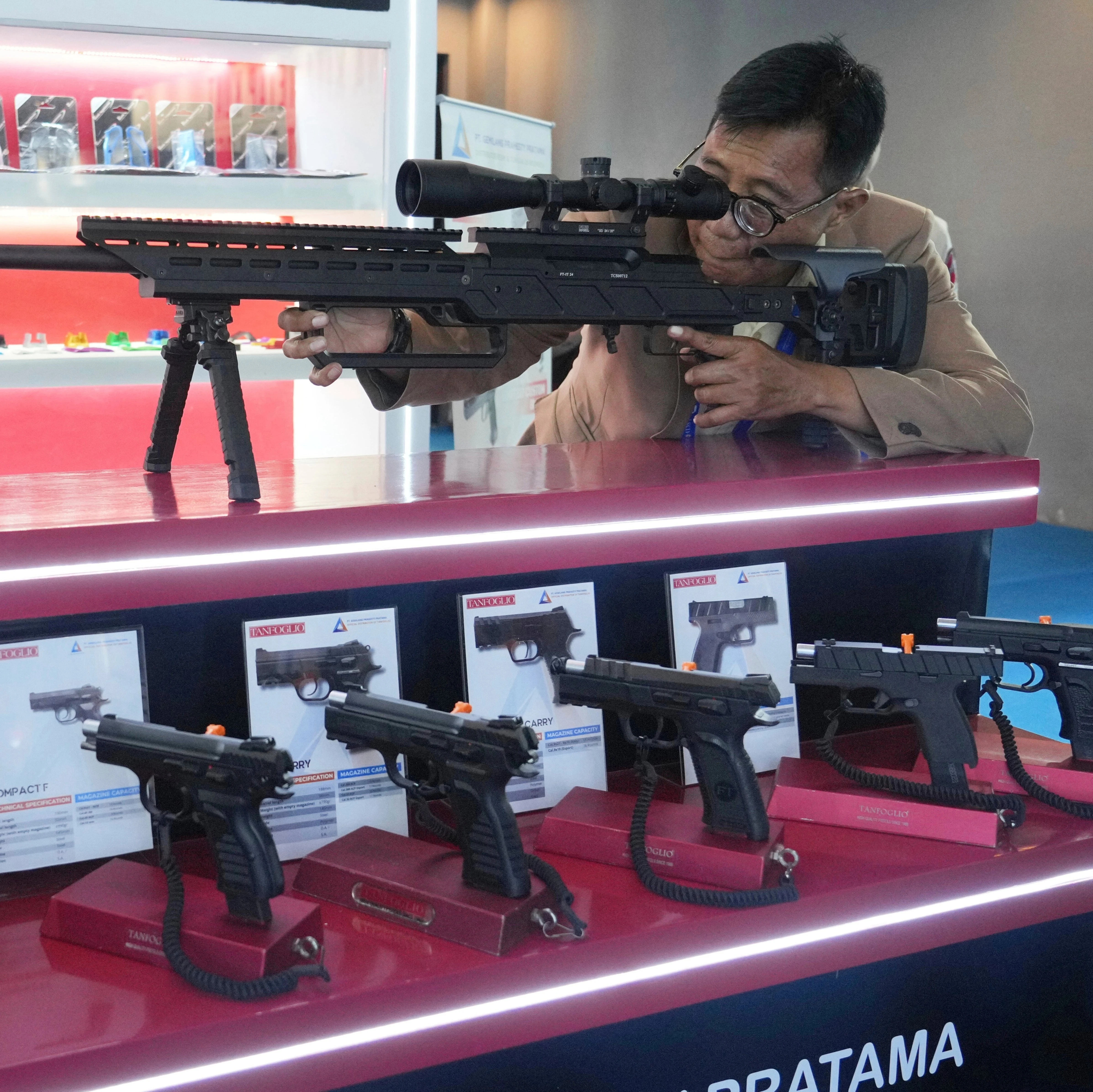 Global arms sales hit a record high in 2024, as wars multiply.