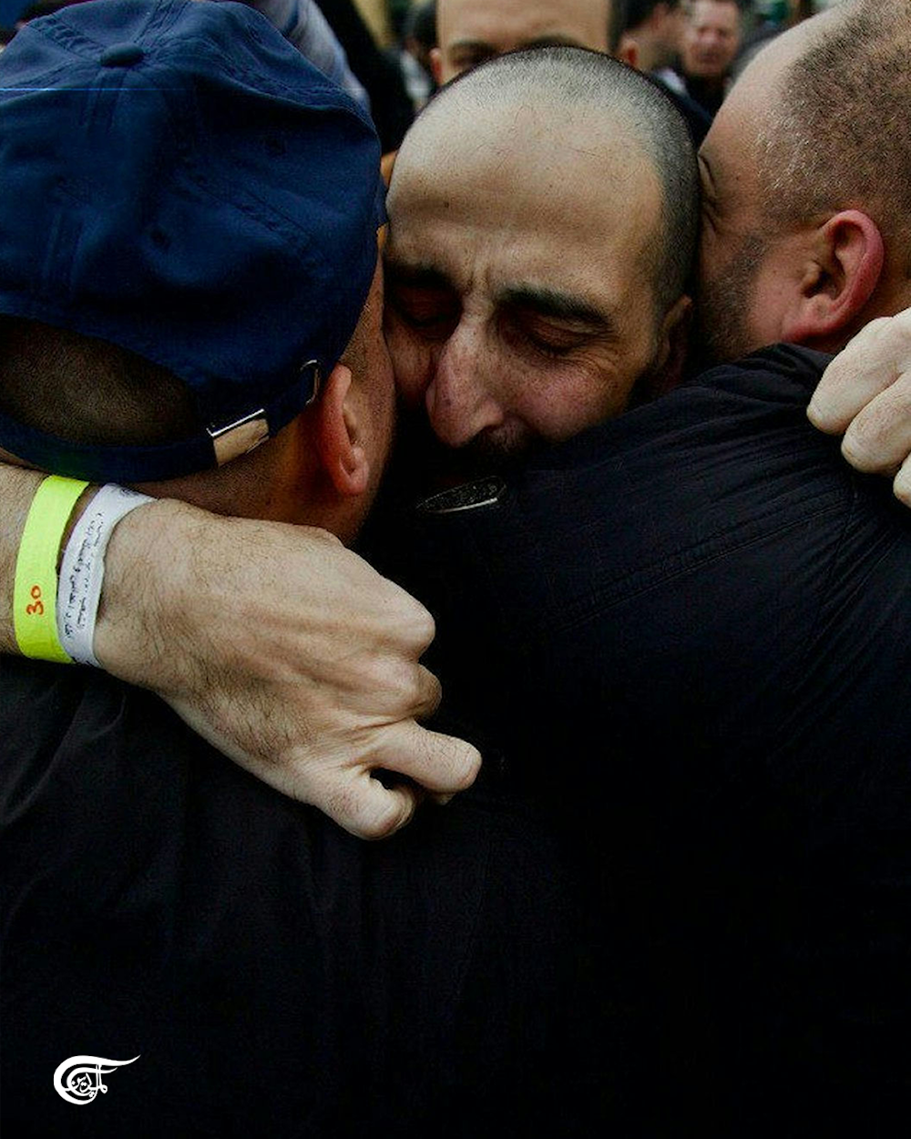 Happiness mixed with sorrow: Freed Palestinian prisoners amid loved ones