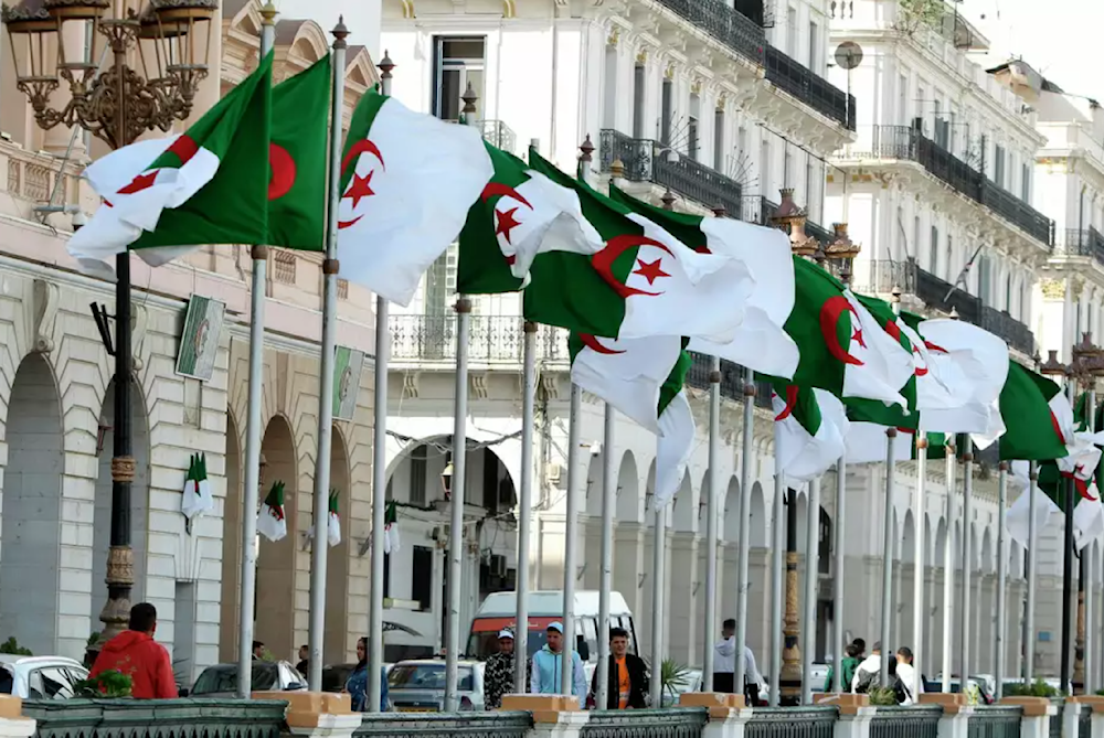France expels Algerian diplomats amid deepening feud