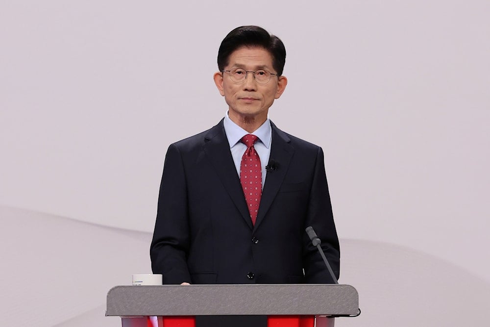S.Korea presidential candidate says open to discussing US troops cost