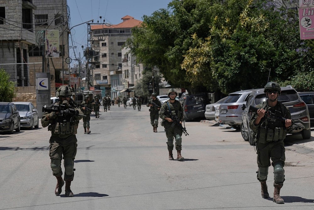 IOF continue attacks and arrests in West Bank, occupied al-Quds