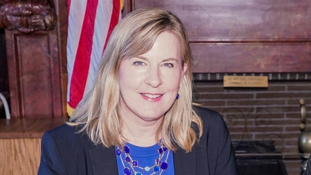 Melissa Hortman, representing Minnesota's District 34B, signing a bill on May 9, 2023, in the United States (X/ @melissahortman)