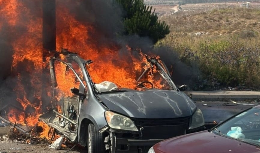 Three martyrs in Israeli airstrike on car in Kfar Djjal, South Lebanon