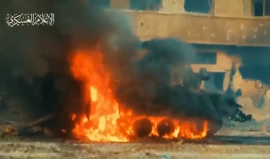 Gaza Resistance op. sets APC ablaze, kills 7 soldiers inside