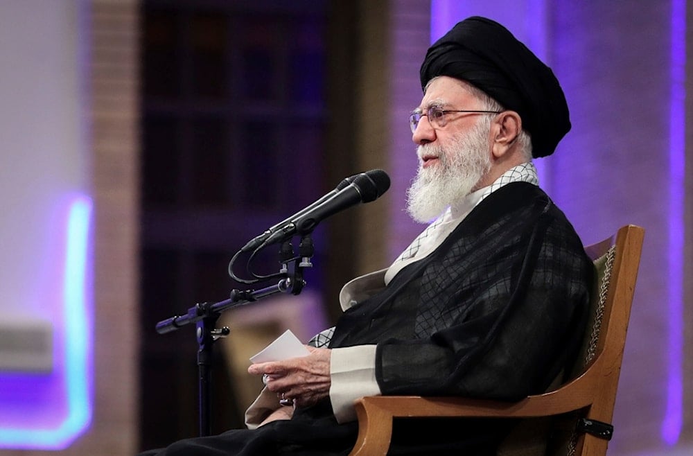 Sayyed Khamenei: Iran shall not abandon uranium enrichment
