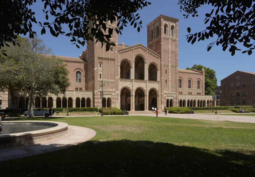 University of California faculty sues Trump 