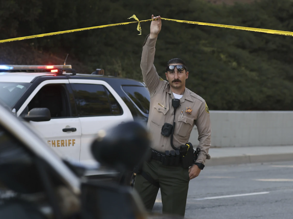 Three dead after blast at LA sheriff's facility