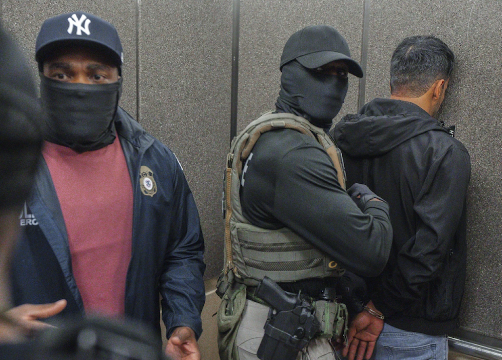 Democratic lawmakers press Homeland Security chief over masked agents