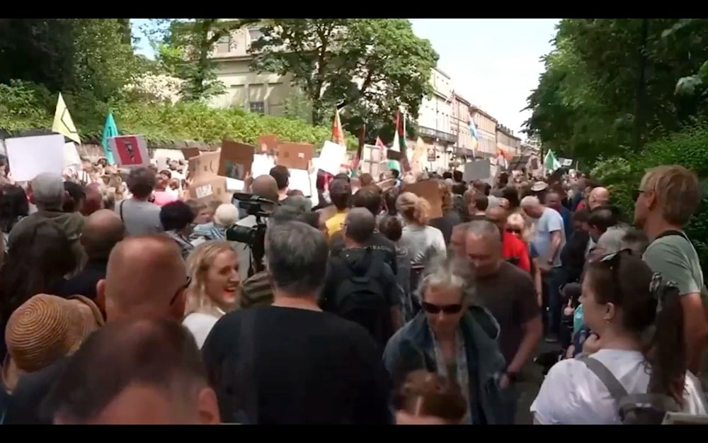 Hundreds of protesters gathered today in Edinburgh, Scotland, to protest against the unfair policies of Donald Trump against Palestine.
