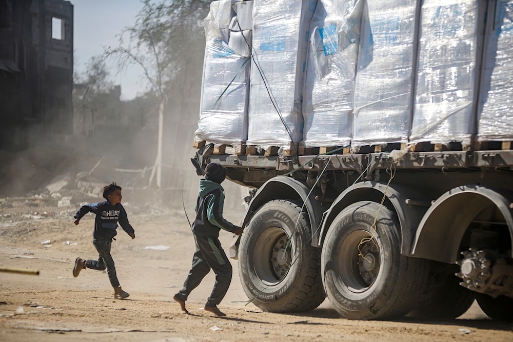 Israeli forces target aid seekers across Gaza amid ongoing starvation