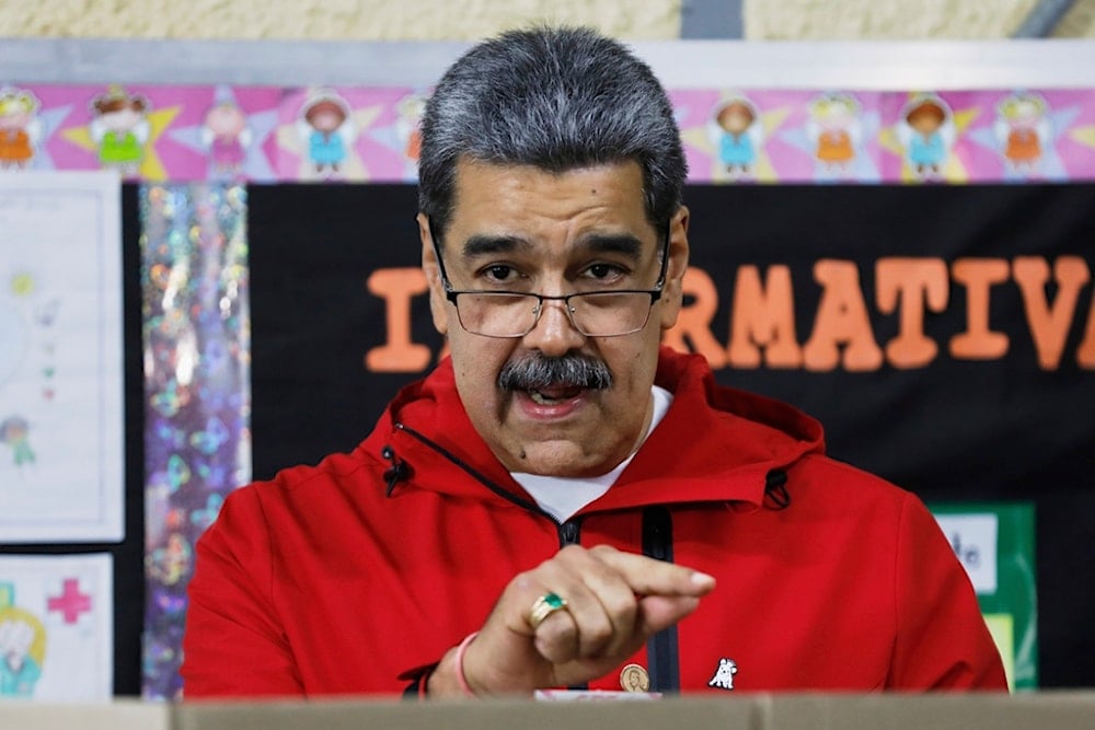 Venezuela rallies behind president, denounces $50mln bounty on Maduro