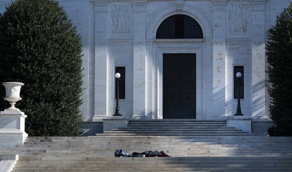 Trump wants to kick homeless people out of Washington DC, calls in FBI