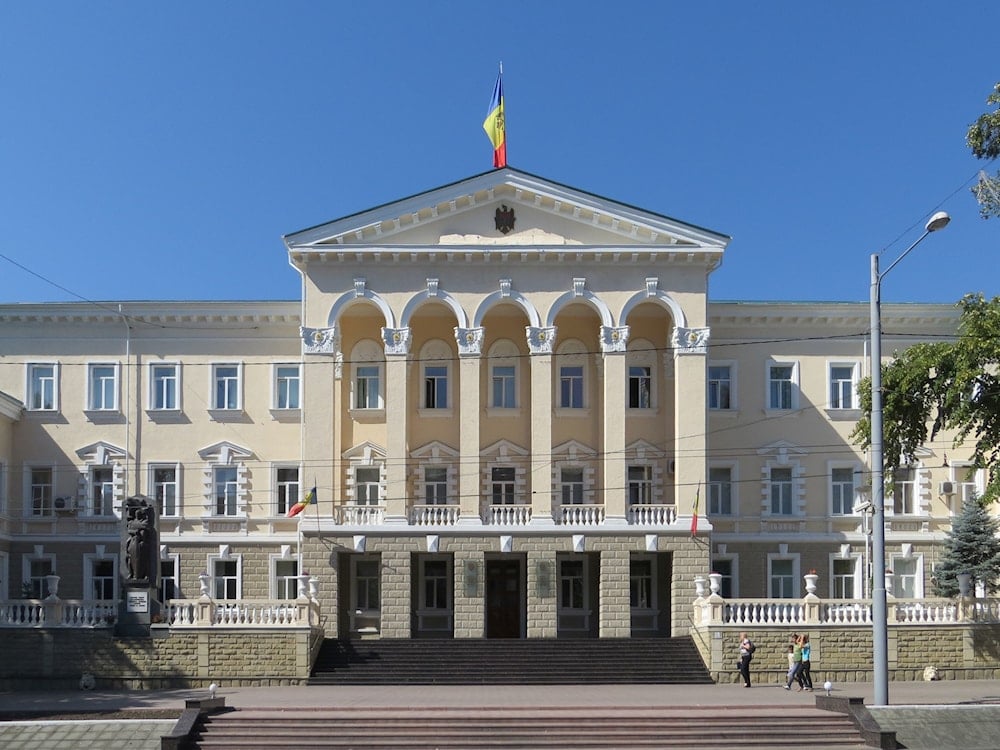 Moldova protests: Opposition demands release of detained activists