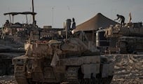 'Israel' admits officer killed, Resistance strikes in Gaza City
