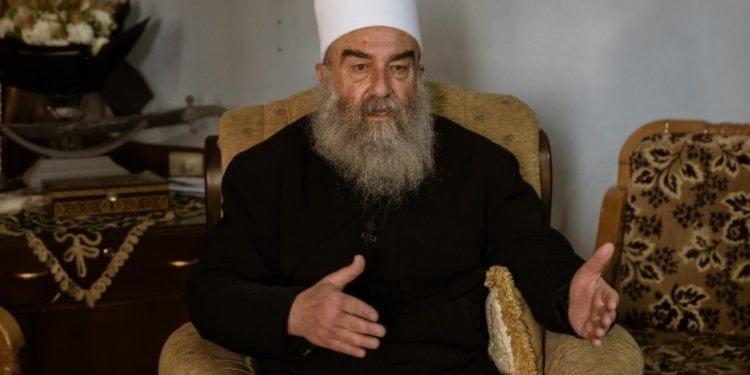 The spiritual leader of the Druze Muslim community in Syria, Sheikh Hikmat al-Hijri, Sweida, November 26, 2024 (AFP)