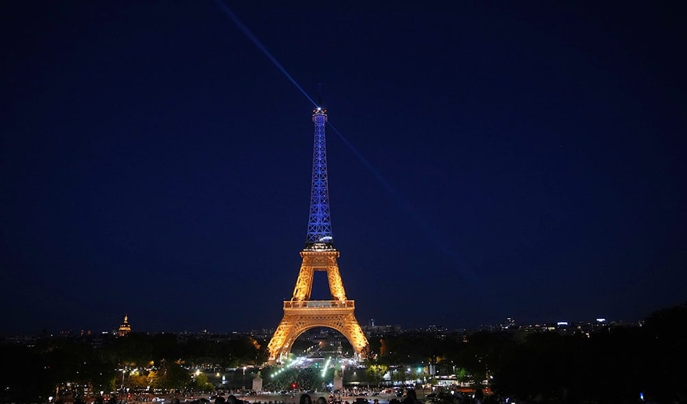 French public opinion divided on sending troops to Ukraine, poll shows