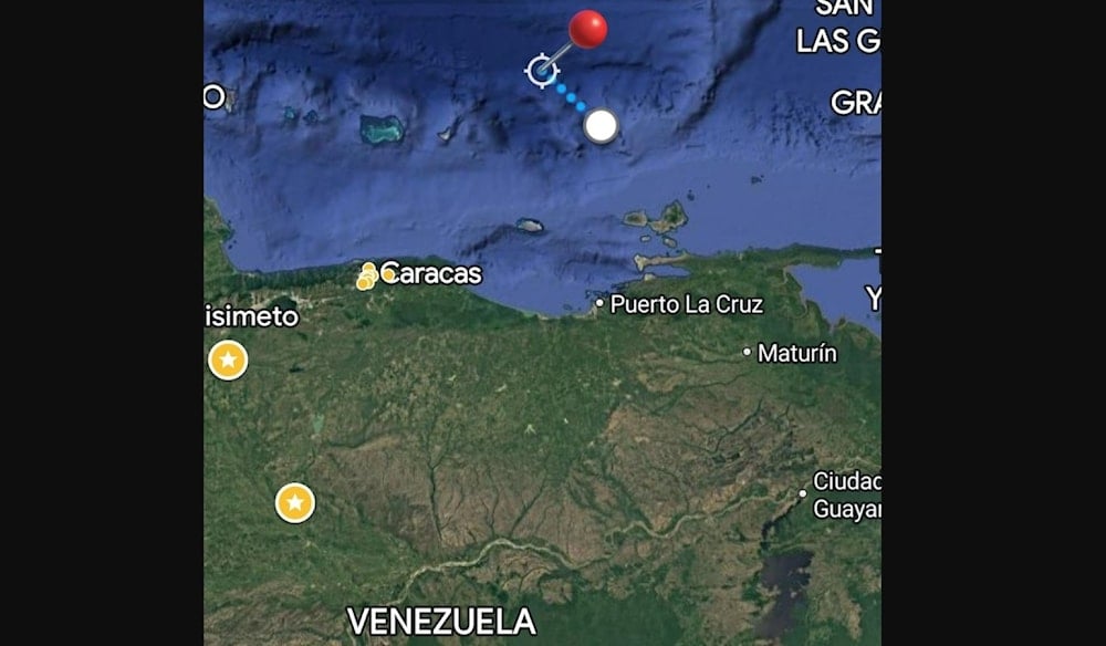 The dot on the map shows the area where the US destroyer USS Jason Dunham (DDG 109) was operating yesterday, Friday the 12th.