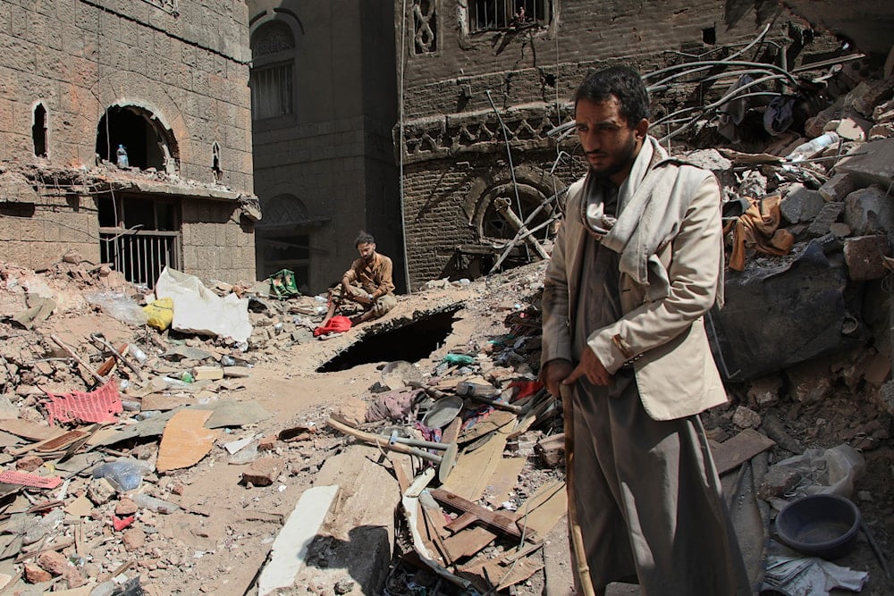 IOF launch aggression on Yemen, target Hodeidah port with 12 strikes