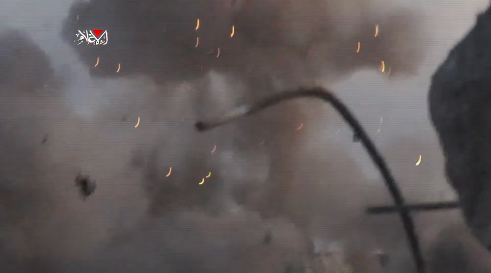 Gaza Resistance targets Israeli forces in Khan Younis and central areas.