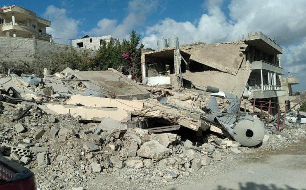 The aftermath of the destruction caused by the Israeli airstrike on the town of Shehabiyeh in southern Lebanon, last night, Thursday, September 18, 2025. (Al Mayadeen)
